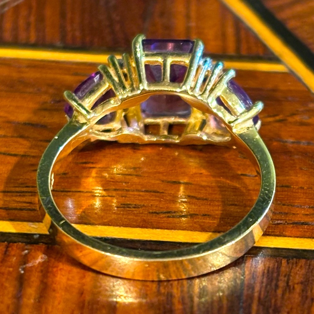 Genuine 14K Yellow Gold & Emerald-Cut Amethyst Antique Diamond Ring, Size 6.25 - Picture 4 of 9